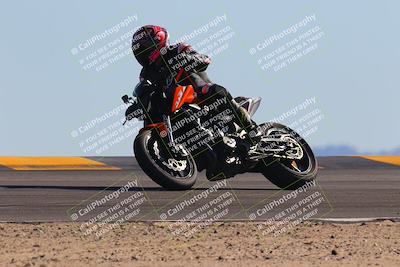 media/Nov-06-2022-SoCal Trackdays (Sun) [[208d2ccc26]]/Turn 9 (1pm)/